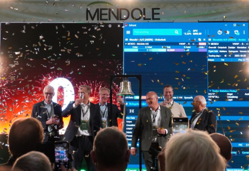 Första dag för handel i Mendole